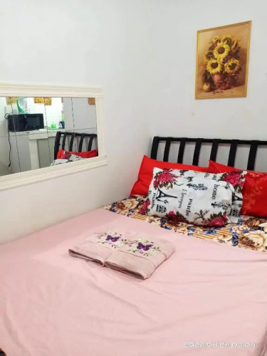8 JOAQUIN'S Place WIFI Free!