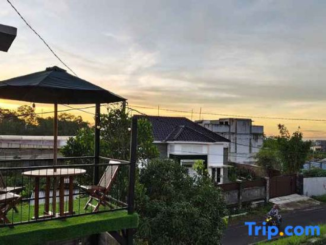 Villa Pondok Kelapa Batu