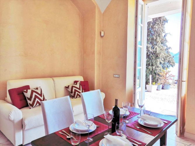 1 Bedroom Apartment with view