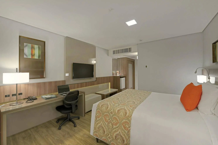 Hotel Deville Prime Campo Grande