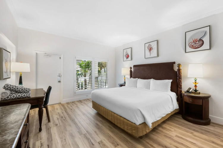 Best Western Beachcomber Hotel