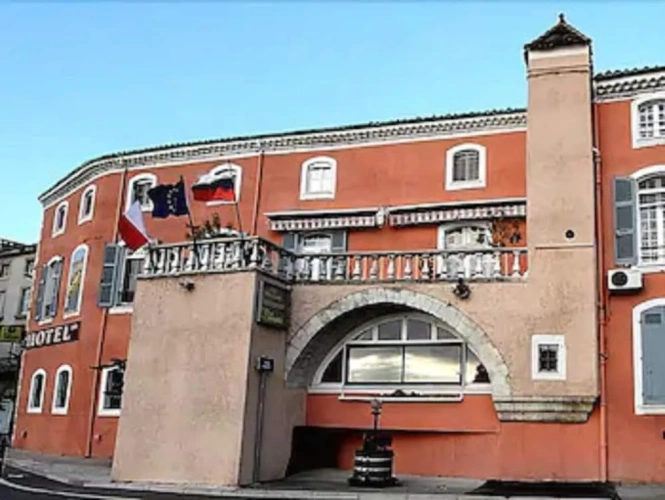 Logis Hotel le Prieure