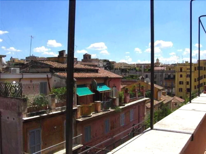 Apollo Apartments