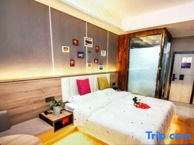 Standard Family room