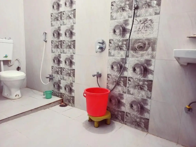 Hotel Anand Lok