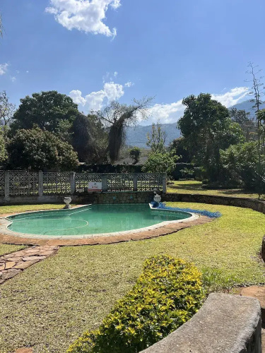 Mutare Manor The Master - 2306