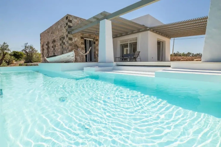 3 Bedrooms Villa