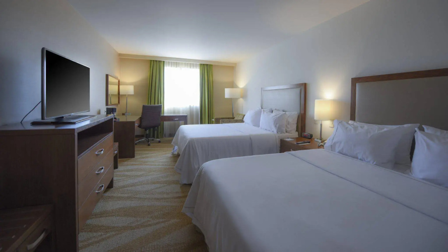 Holiday Inn Express & Suites Celaya by IHG