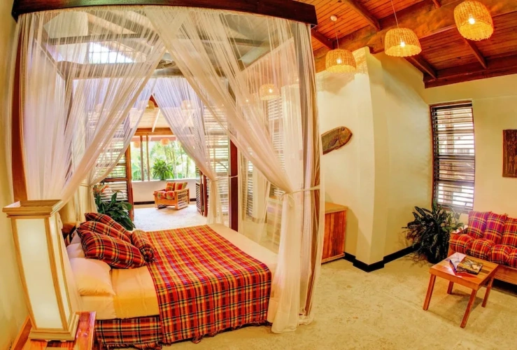 Deluxe room with balcony and beachfront