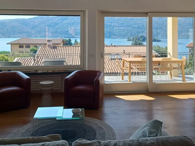 Apartment in a Prime Location on Lake Maggiore
