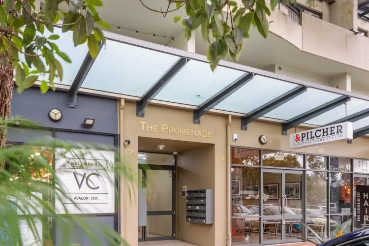Spacious 2-bed, 2-bath Moments From Avalon Beach