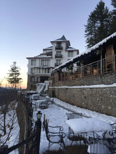 Tethys Ski Resort