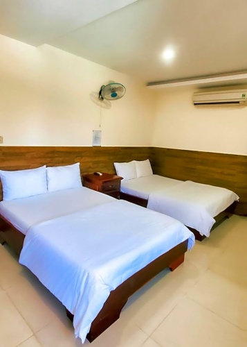 Economy Triple room
