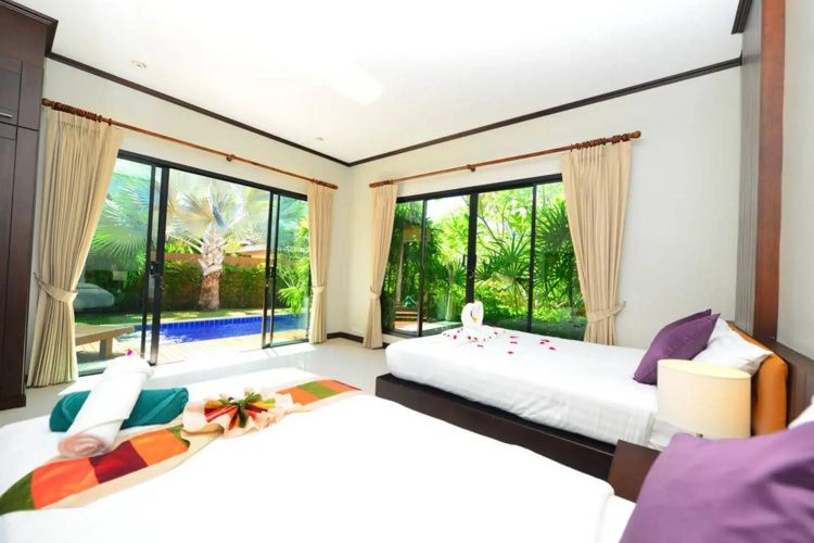 Naiharn Garden Villa