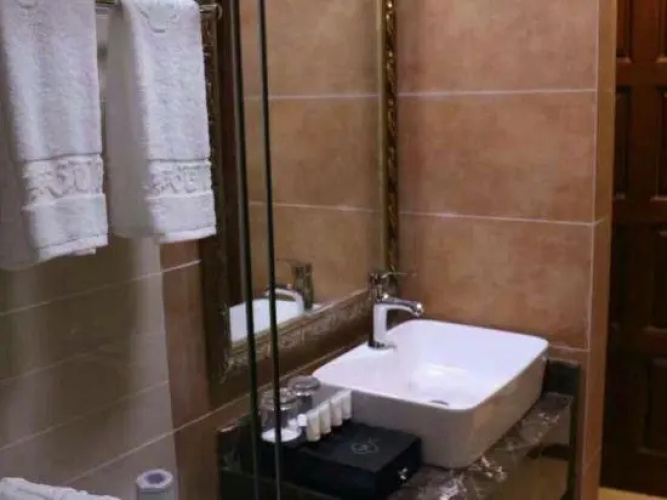 Hancheng Hotel