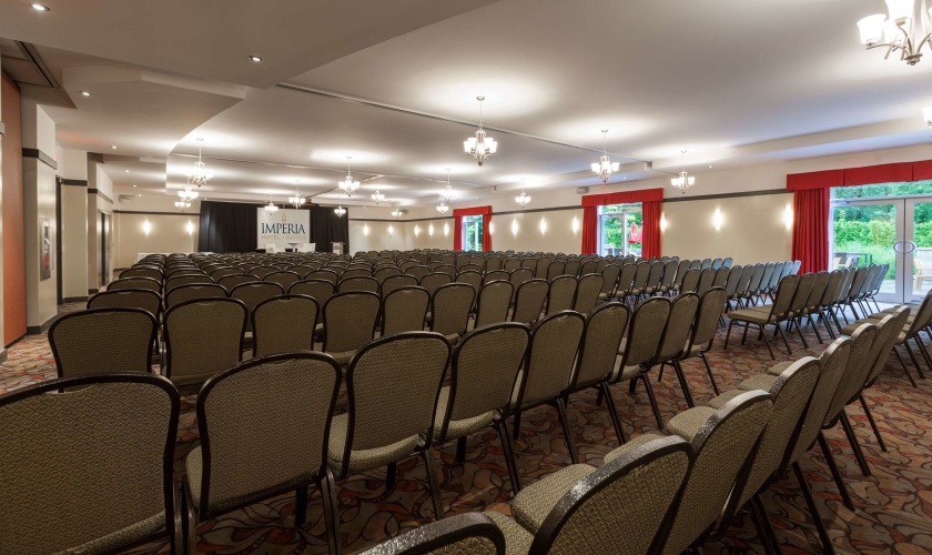 Imperia Hotel & Suites Terrebonne photo 18