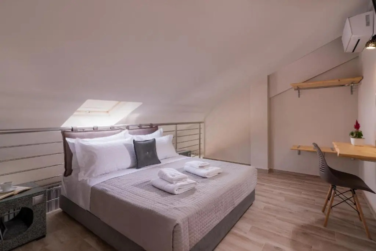 Xenia Suites