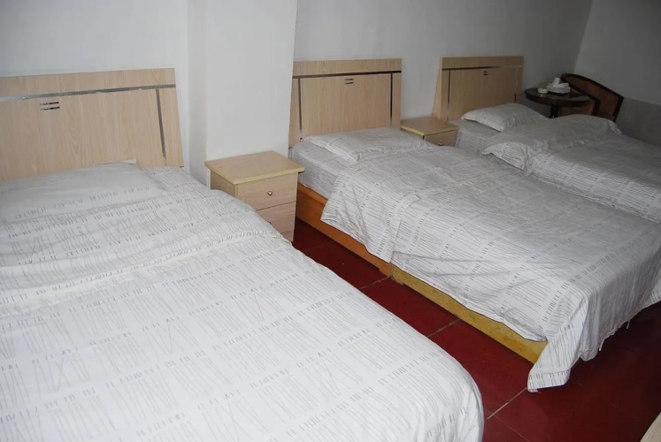 Wuhan Ronghua Business Hotel
