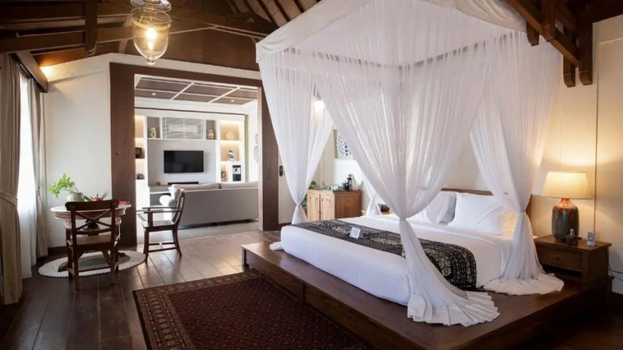 Executive room oceanfront