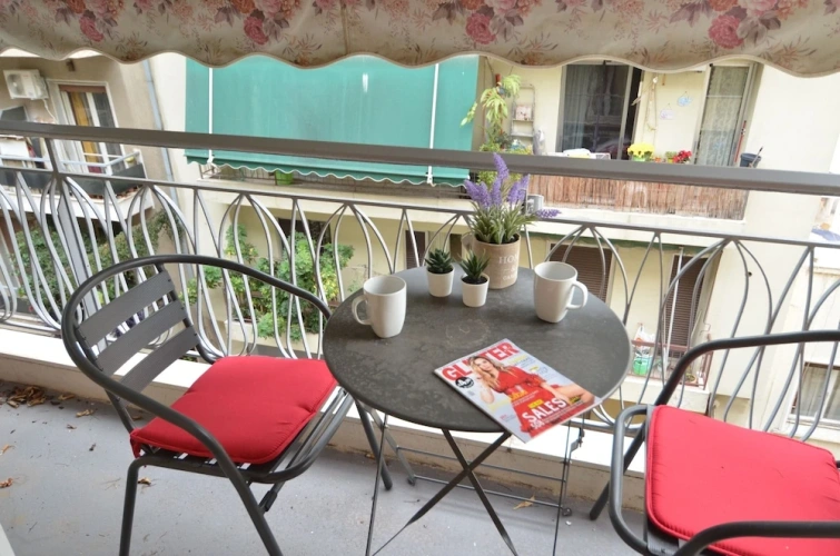2 Bedrooms Apartment with balcony