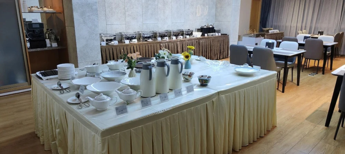 QINxin YAyue Hotel