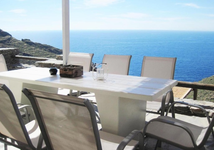 3 Bedrooms Villa