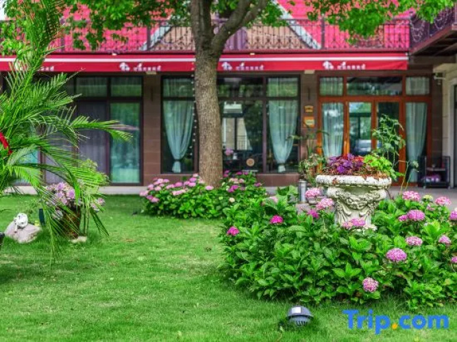 Yunshe B & B