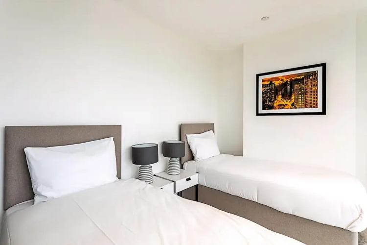Icon Tower Flat III