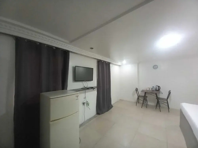 OYO 1141 Healing Condo Hotel
