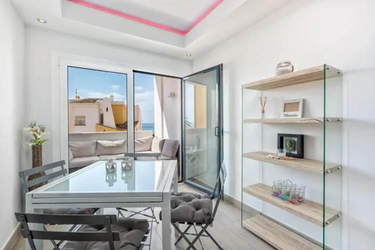 Cabopino Marina Apartment by Rafleys