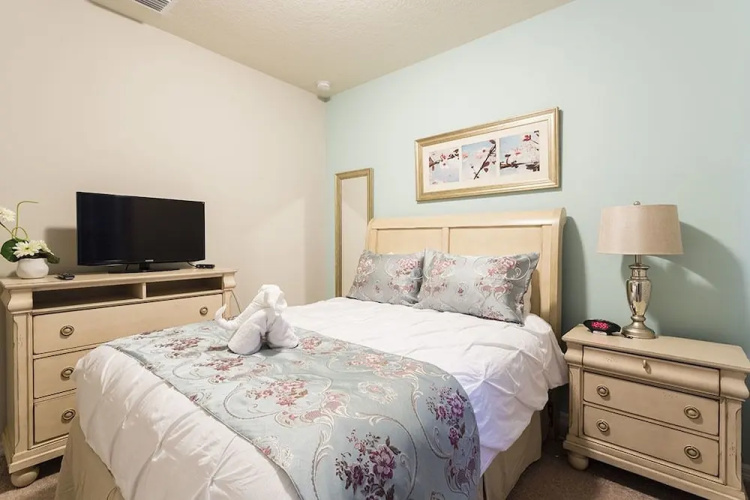 Windsor At Westside #9 - 7 Bed 6 Baths Villa