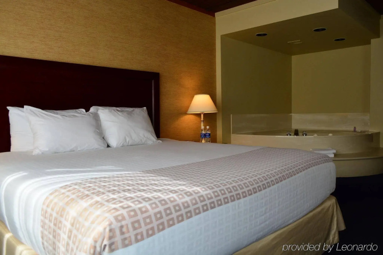 Coast Discovery Inn