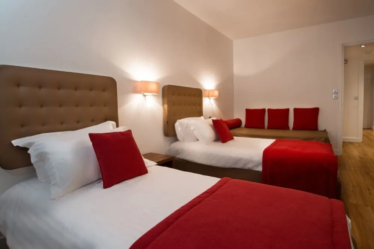 Superior Triple room
