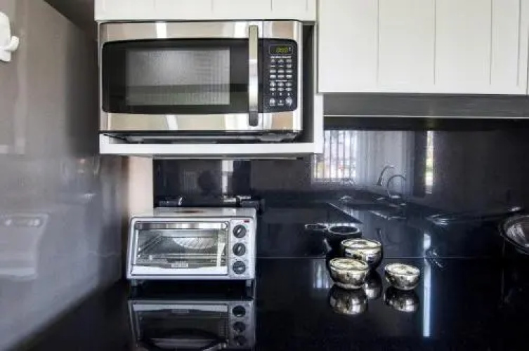 Suites Marina Condo