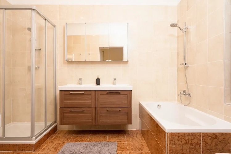 Designer Apartments - Near Danube