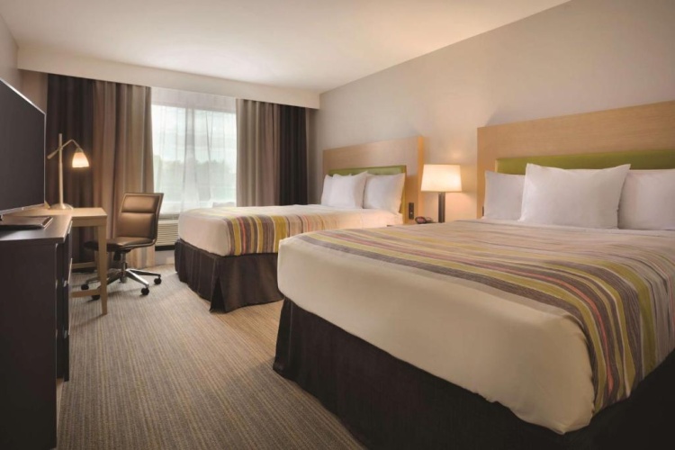 Standard Quadruple room