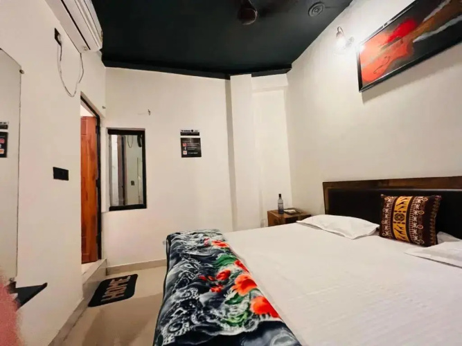 Nomads House