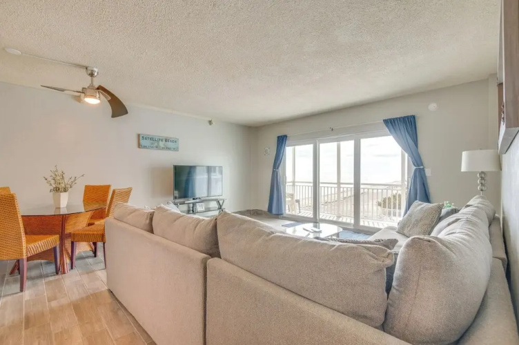 Direct Beach Access & View: Satellite Beach Condo!