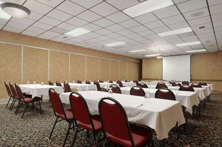 Ramada Marshall
