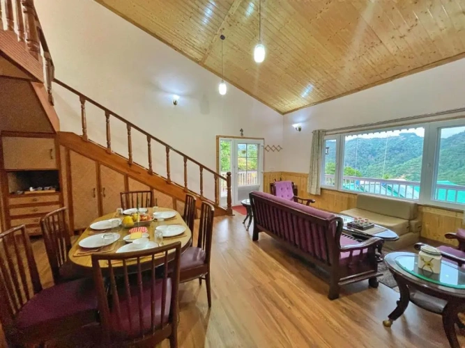 2 Bedrooms Villa