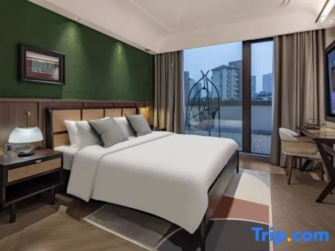 Family Suite with balcony