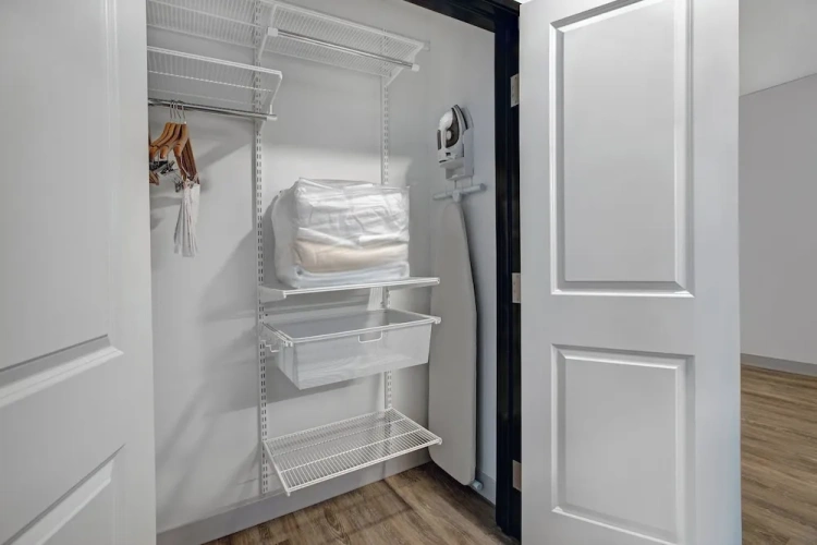 1 Bedroom Suite