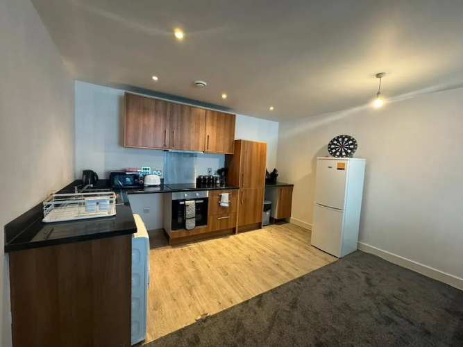 Spacious 2 Bed Apartment in Birmingham