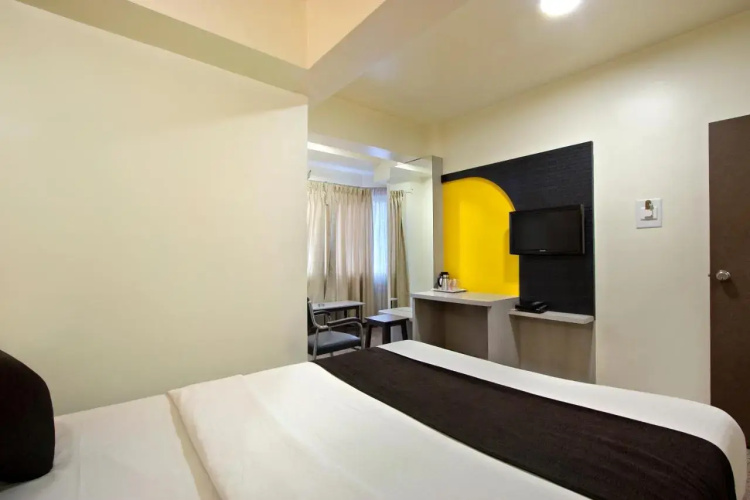 Mannars Residency