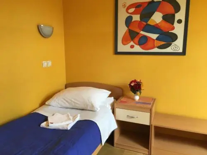 Hostel Delalut