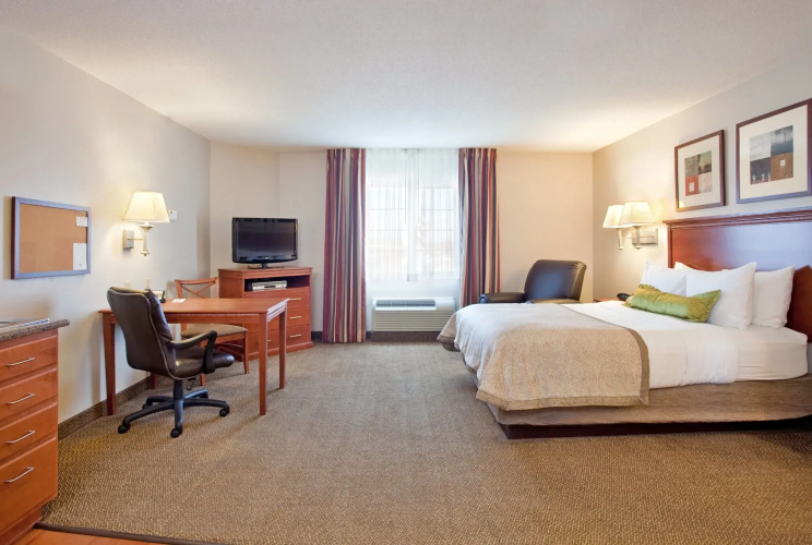 Candlewood Suites Rockford by IHG