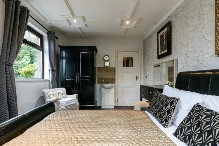 The Cool Belfast Home