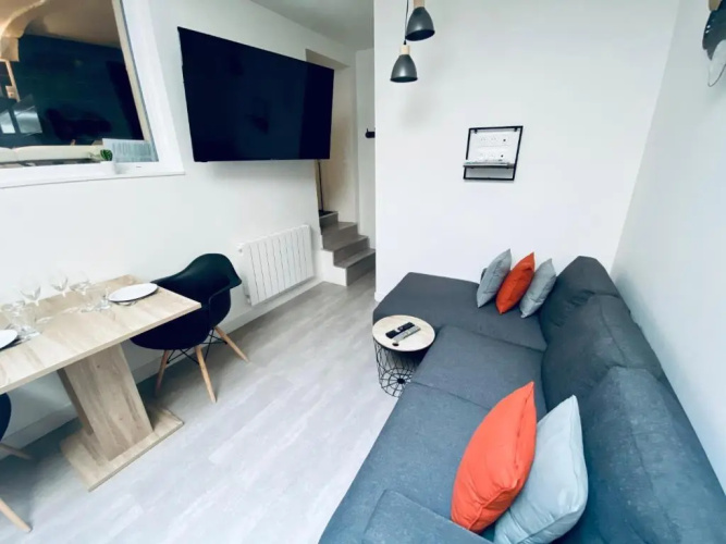 JACUZZI dans appartement T2 centre-ville