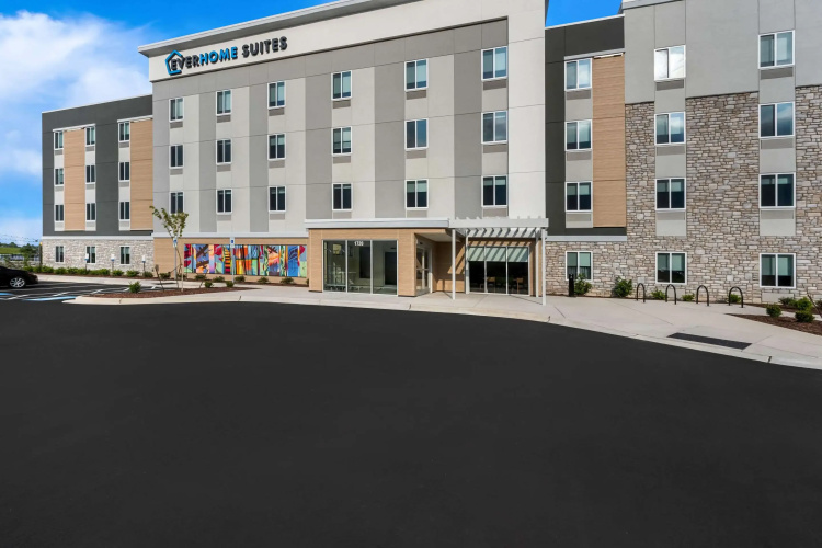 Everhome Suites Fayetteville Near Fort Bragg - Fayetteville, NC