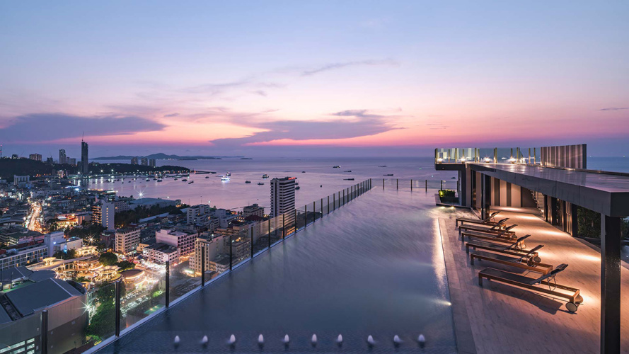 Apartment with city view